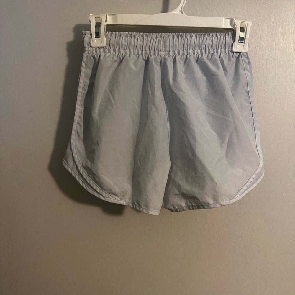 Nike shorts - Picture 2 of 2